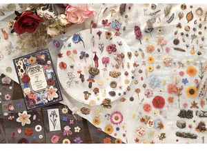 Gedetailleerd overzicht van vintage PET-stickers met bloemen, paddenstoelen en natuur.