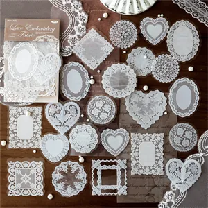 Set di 30 adesivi in pizzo bianco vintage per scrapbooking e decorazioni fai-da-te