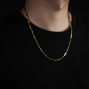 Collier minimaliste en acier titane avec joint en bambou pour hommes et femmes