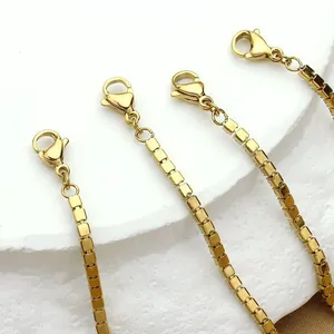 Lussuoso Bracciale Tennis in Acciaio Inossidabile con Zircone per Donna Placcato Oro 18K Zirconia Rossa Cuore Ovale Gioielli Geometrici