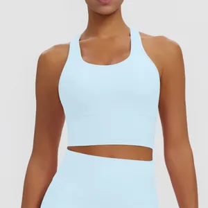 Vue détaillée d'un soutien-gorge de sport dos nageur bleu clair pour le fitness