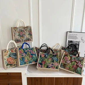 Collection de sacs fourre-tout vintage en tapisserie florale aux motifs et anses colorés