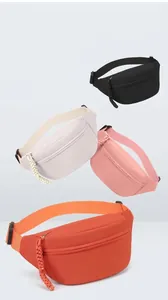Minimalistische Nylon-Gürteltaschen in vier Farben mit geflochtenen Reißverschlüssen für Reisen