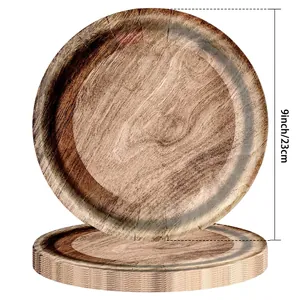 Gros plan montrant le motif grain de bois vintage et le diamètre de 9 pouces de l'assiette.