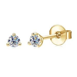 Elegantes pendientes de moissanita en oro de 14K con engaste de tres puntas