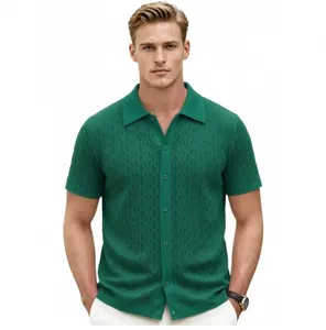 Professional men's green wave pattern knitted polo shirt with short sleeves and buttons