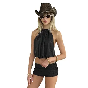 Ensemble deux pièces sexy avec haut dos nu noir scintillant et mini-short assorti