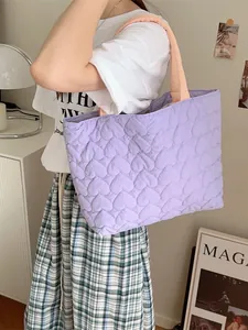 Sac fourre-tout matelassé à cœurs violets pour étudiants shopping et repas midi