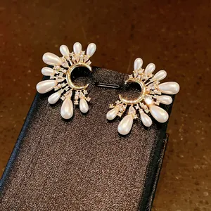 Half Round Rhinestone Artificial Pearl Stud Earrings With 925 Sterling Silver Post Gold Silver Crescent Earrings For Women