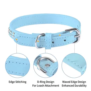 Détails d'un collier en cuir bleu clair pour chien avec coutures et anneau en D.