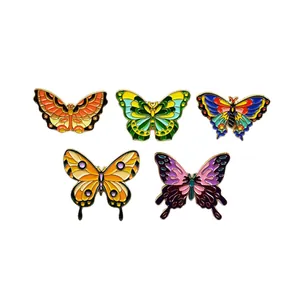 Set aus fünf farbenfrohen Schmetterlings-Emaille-Pins mit niedlichen Insekten-Designs für Kleidung