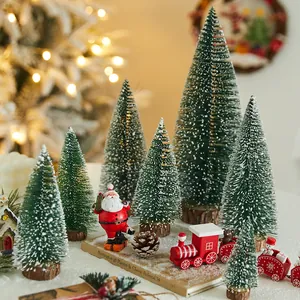 Miniatur-beschneite Zeder-Weihnachtsbäume mit Holzsockel für festliche Tischdekorationen