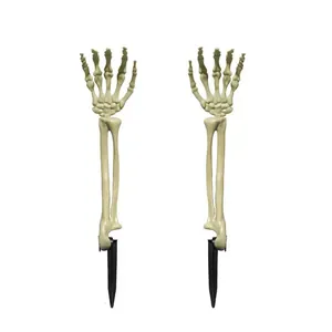 Realistische knochenfarbene Skelettarm-Gartenstecker aus Kunststoff mit schwarzen Spießen