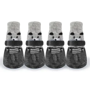 Set di 4 scarpe impermeabili antiscivolo per animali domestici con grazioso motivo a panda