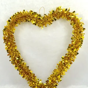 Couronne de Noël en forme de cœur dorée de 35cm pour la décoration de vitrines de fête