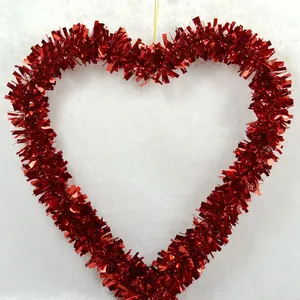Grande couronne de Noël en guirlande rouge en forme de cœur de 35 cm pour décoration