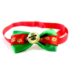 Nœud papillon de Noël festif pour animaux avec clochette dorée et ruban imprimé