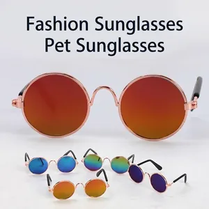 Vista dettagliata dei mini occhiali da sole rotondi per animali in vari colori