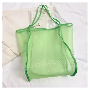 Große atmungsaktive lindgrüne Netztasche für Strandreisen und Spielzeugaufbewahrung