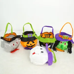 Juego de cinco bolsas de peluche para caramelos de Halloween con calabaza, bruja y fantasma