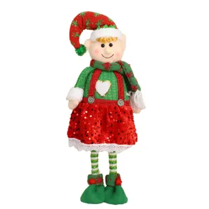 Pluche kerstelfpop met rode paillettenrok en groene gestreepte benen versiering