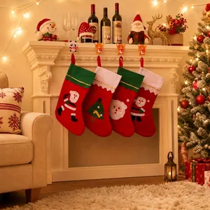 Grande Chaussette de Noël Sac Cadeau Applique 3D Père Noël Bonhomme de Neige Pendentif Sapin de Noël Décoration Suspendue pour Cheminée Ornement de Fête