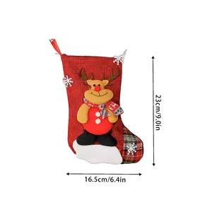 Guía de tallas detallada para calcetín de Navidad de yute rojo con diseño de reno