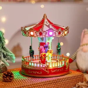 Detailansicht einer festlichen Weihnachts-Karussell-Spieluhr mit bunten LED-Lichtern