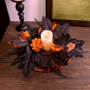 Portavelas de corona de Halloween con hojas de arce y vela LED para mesa festiva