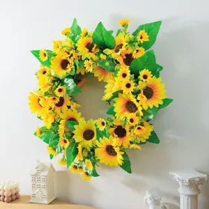 Levendige kunstmatige zonnebloemkrans voor de voordeur en wanddecoratie voor in het huis.