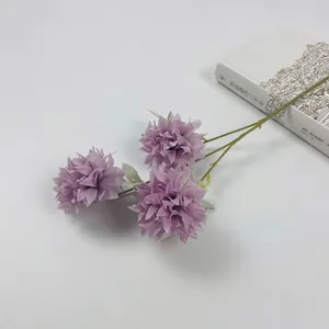 Elegante ramo di fiori di calendula viola artificiale per decorazioni nuziali