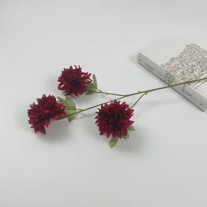 Fiore di calendula artificiale rosso scuro a tre teste per decorazioni nuziali