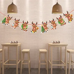 Guirlande de bannières de rennes de Noël en papier pour la décoration de fête au café