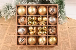 Set di palline di Natale dorate assortite in una scatola a 16 scomparti