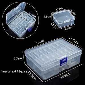 Vue détaillée de la boîte de rangement en plastique transparent à plusieurs compartiments.