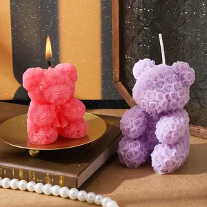 Bougies parfumées faites à la main en forme d'ours rose pour une décoration intérieure romantique