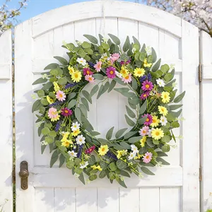 Vibrant Frühlingskranz mit bunten Wildblumen und Eukalyptus für die Haustür-Deko