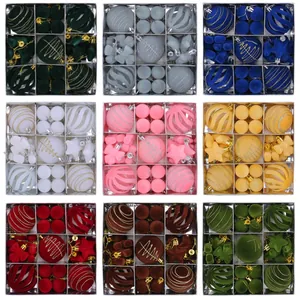 Juego de 35 bolas de Navidad flocadas en varios colores y formas festivas variadas
