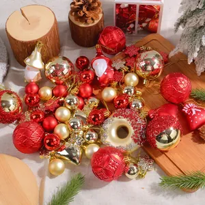 Set di 60 decorazioni natalizie festive con palline rosse e dorate e ciambelle colorate