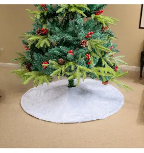 Soft white plush Christmas tree skirt base mat for holiday party home decorations