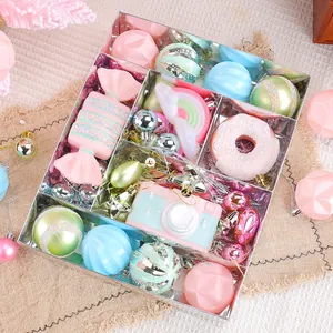Macaron-Weihnachtsschmuck-Set mit bunten Süßigkeiten- und Donut-Formen für den Baum