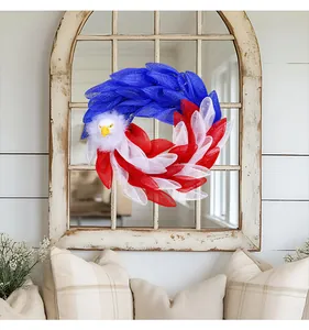 Couronne de mesh d'aigle patriotique rouge blanc bleu pour le Jour de l'Indépendance