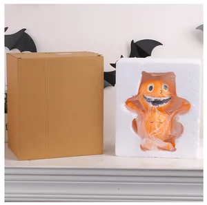 Ornement de poupée en résine de citrouille d'Halloween avec emballage de protection