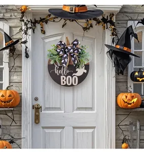 Targa per porta di Halloween in legno con scritta 'hello BOO', fantasma e fiocco