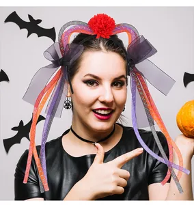 Cerchietto con orecchie da gatta per Halloween con trecce in rete e nastri colorati