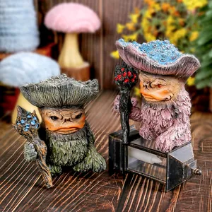 Handgefertigte Märchen-Pilzmonster-Zwergenpuppen aus Harz für die Hausdekoration