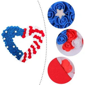 Couronne de roses en mousse en forme de cœur pour la décoration de porte fête nationale USA