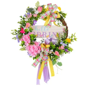 Couronne de fleurs printanières avec rubans et plaque en bois 'hello SPRING' décorative
