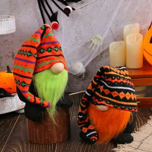 Creatieve Halloween kabouter pluche met lange gebreide mutsen en kleurrijke baarden decor