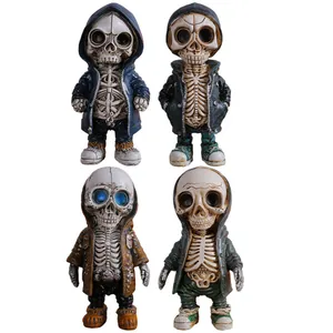 Set mit 4 kreativen Halloween-Skelettfiguren in bunten Hoodies zur Dekoration